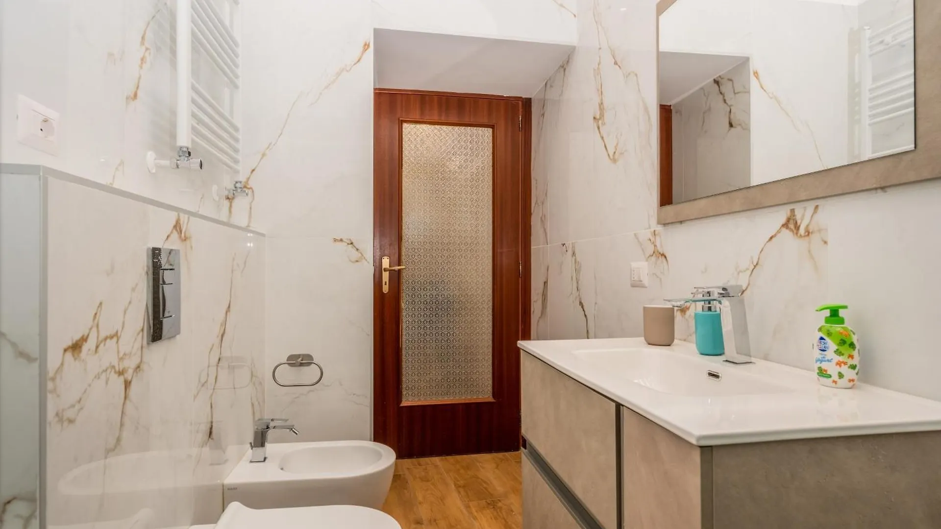 Studio 72 Naples